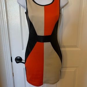 New Agaci black, orange, beige bodycon dress